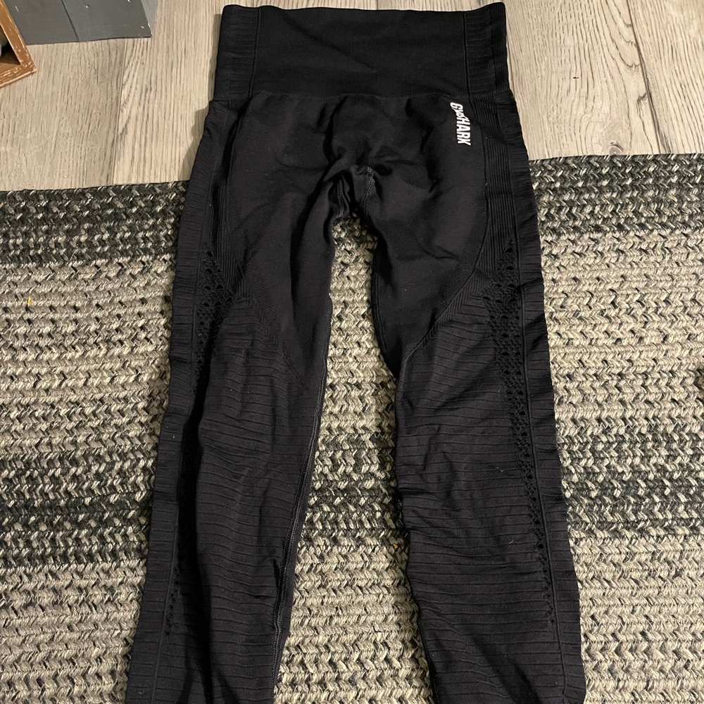 Women’s Gymshark black leggings